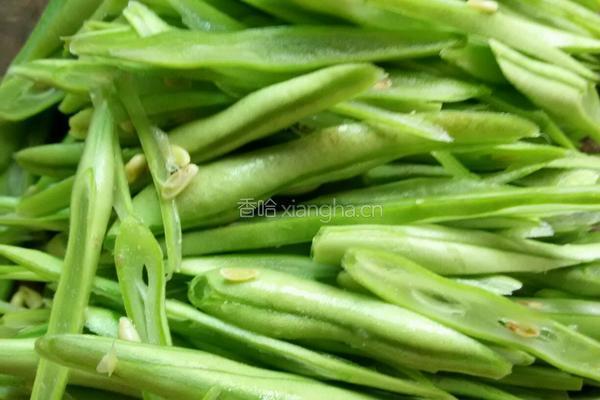 四季豆炒肉的做法图解2