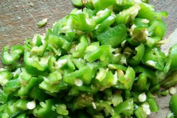 四季豆炒肉的做法图解3