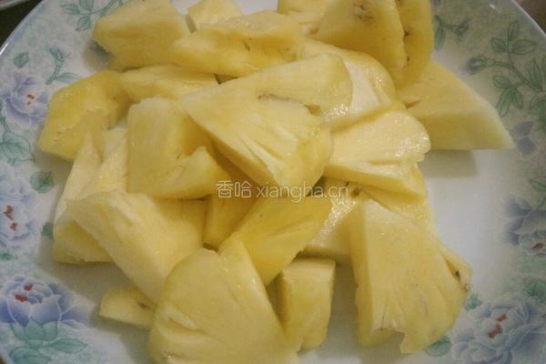 菠萝焖鸭的做法图解2