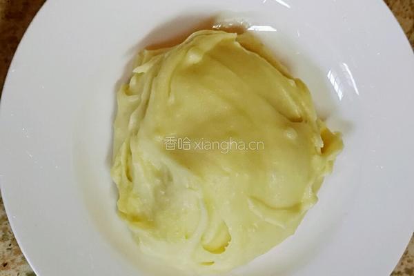 青椒肉酱土豆泥的做法图解1