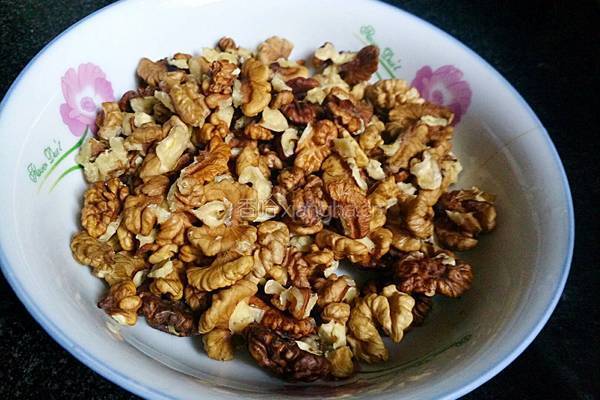 核桃花卷的做法图解2