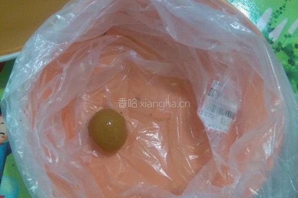 腌鹌鹑皮蛋的做法图解4