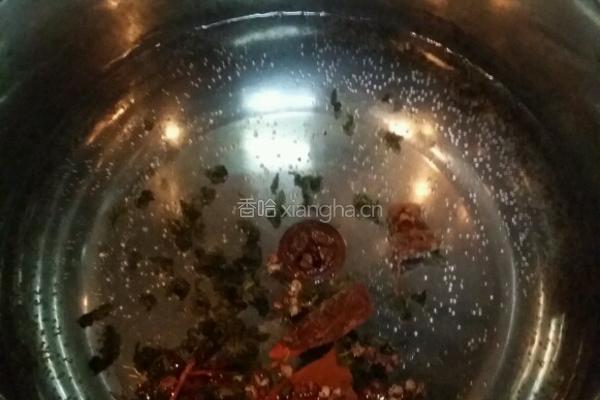 卤鹌鹑蛋的做法图解2
