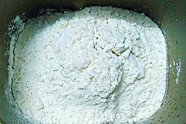 紫薯豆沙包的做法图解1