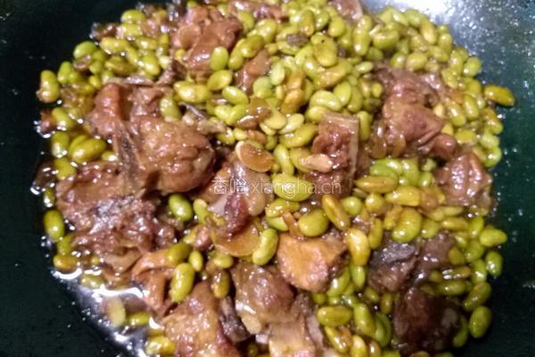 排骨烧青豆的做法图解12