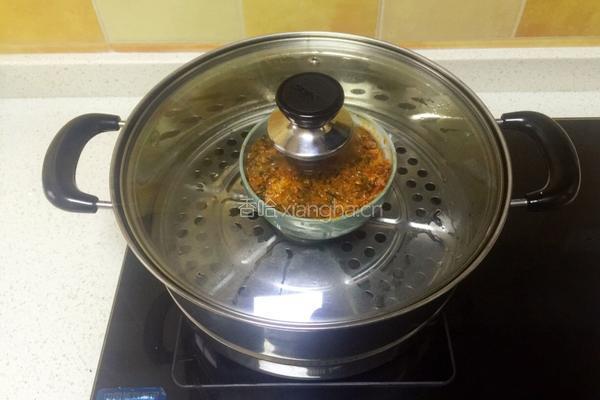卤腐酸菜扣肉的做法图解12
