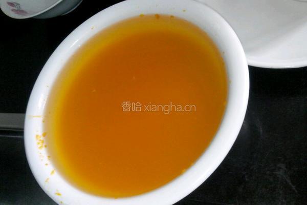 南瓜汤煮藕段的做法图解1