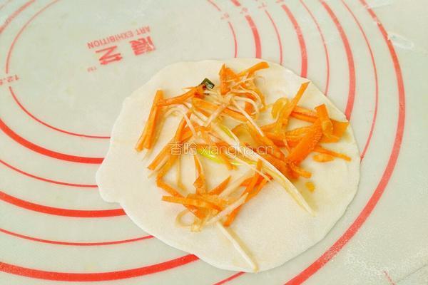 饺子皮版的菜饼的做法图解5