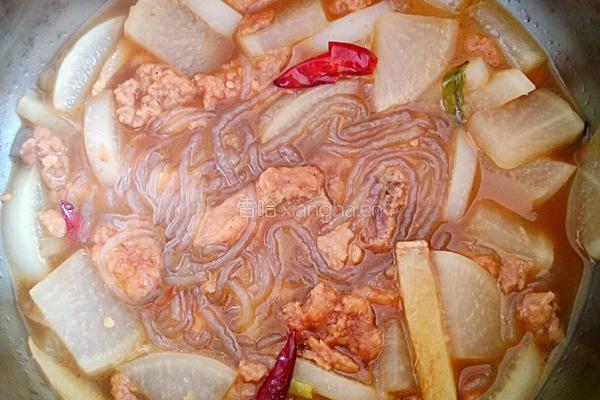 酥肉萝卜炖粉条