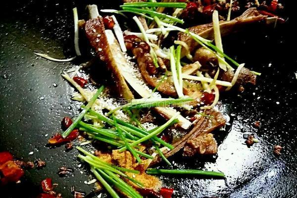 干煸手抓羊排（麻辣孜然味）的做法图解17