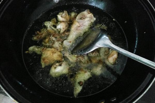 茶树菇闷鸡肉的做法图解8