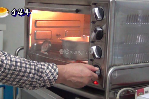 中空戚风蛋糕8寸的做法图解17