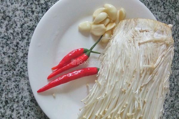蒜蓉金针菇的做法图解1