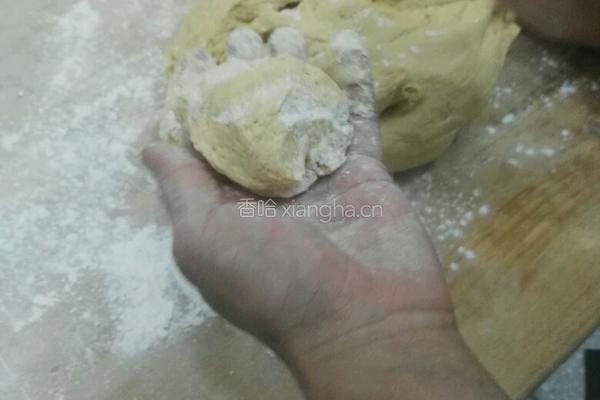 大锅菜～黄金地瓜饼的做法图解4