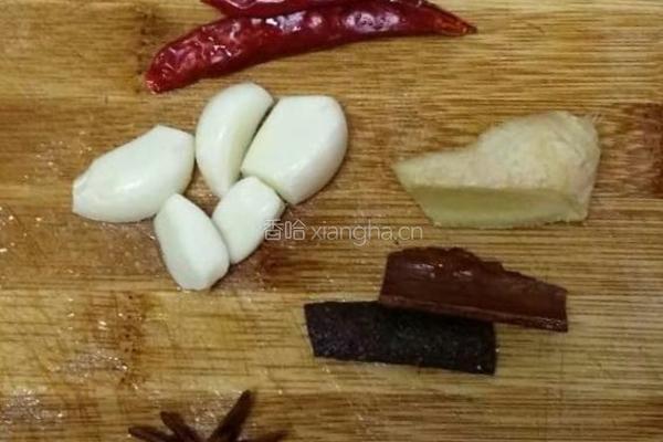 牛肉炖萝卜的做法图解3