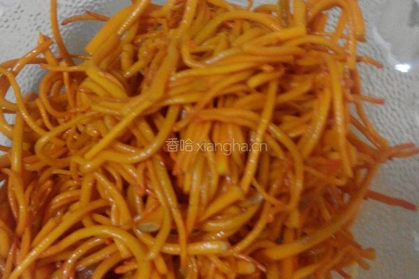 笋丝拌双菇的做法图解2