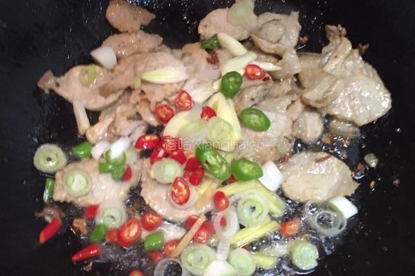 杏鲍菇炒肉的做法图解5