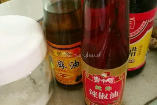 贝恩宝宝～凉拌莲藕的做法图解1