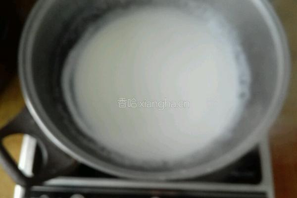 香蕉牛奶的做法图解3