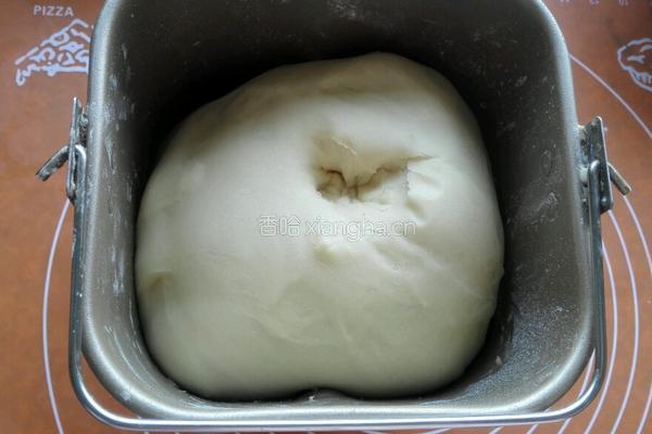 豆沙蔓越莓土司的做法图解4
