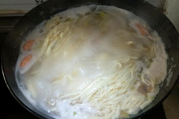 炝锅鸡蛋面的做法图解12