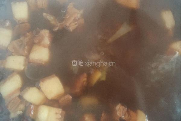 白菜粉条炖猪肉的做法图解9