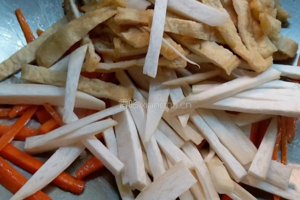 荷兰豆炒油豆腐的做法图解4