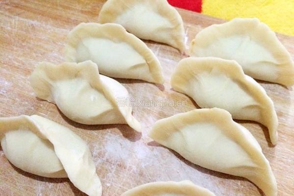 莲藕猪肉饺子的做法图解20