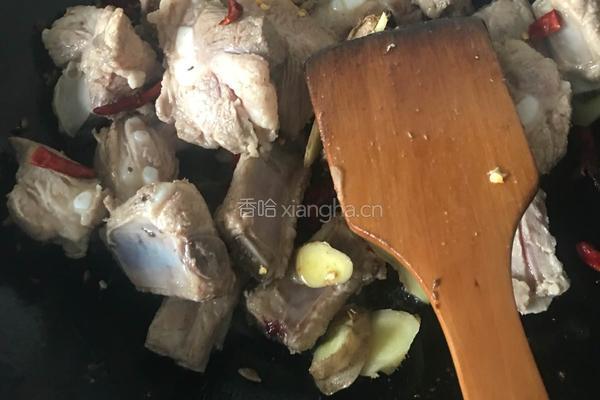 排骨烧海带的做法图解5