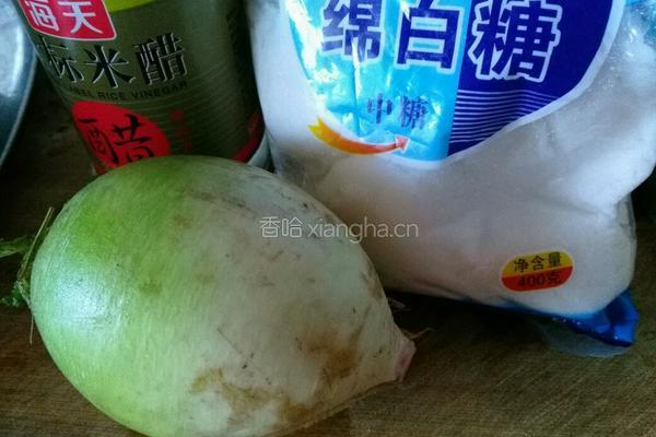 糖醋萝卜花的做法图解2