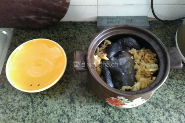 海底椰花胶煲乌鸡的做法图解6