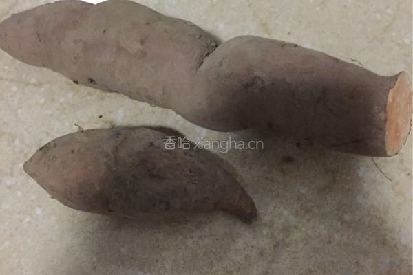 芝麻红薯球的做法图解1