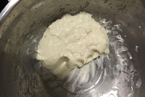 韭菜鸡蛋馅饼的做法图解2