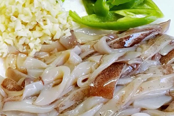 鱿鱼盖饭的做法图解1