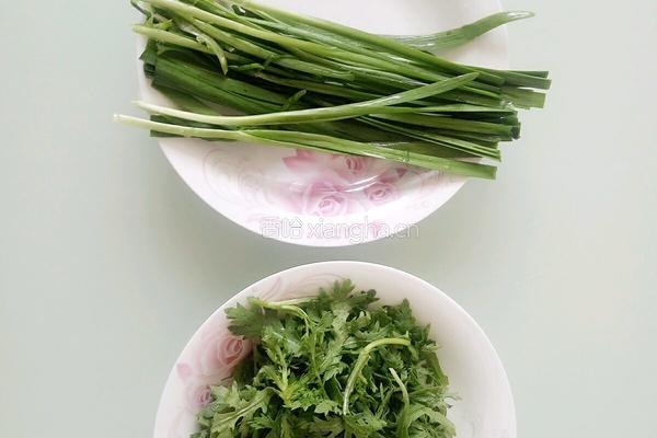 面糊蔬菜鸡蛋摊饼的做法图解1