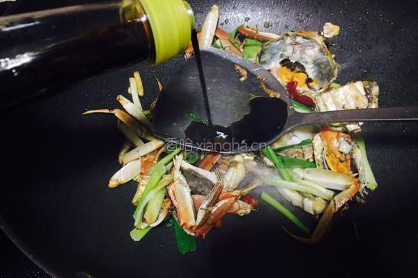 姜葱炒大闸蟹的做法图解10