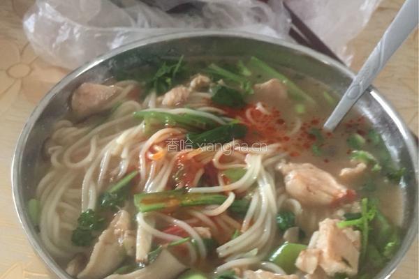鸡肉汤面条的做法图解10