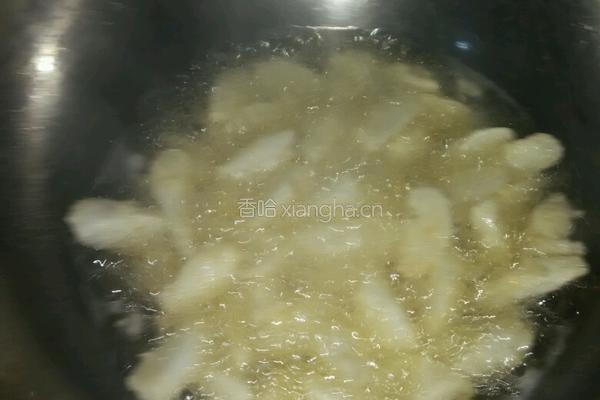 拔丝山药的做法图解2