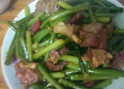 蒜苔炒咸鸭腿