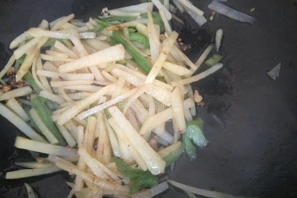 青椒土豆丝的做法图解12