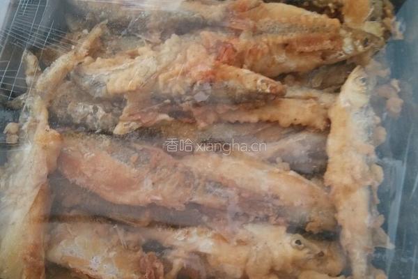 鲜炸溪鱼仔的做法图解7