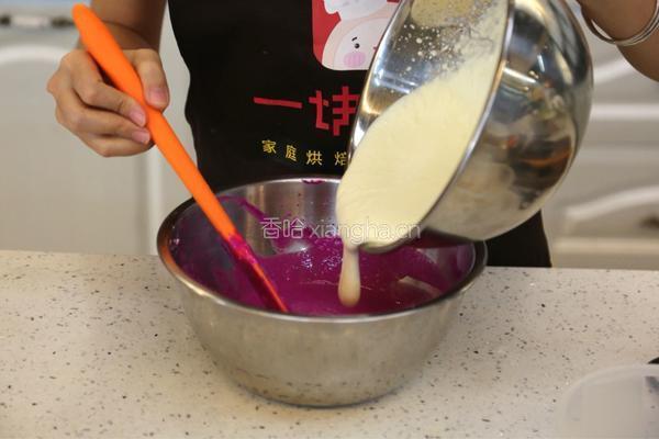 宝宝爱吃的免烤蛋糕——火龙果慕斯蛋糕的做法图解11