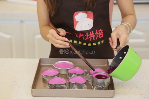 宝宝爱吃的免烤蛋糕——火龙果慕斯蛋糕的做法图解14