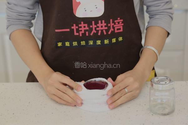宝宝爱吃的免烤蛋糕——火龙果慕斯蛋糕的做法图解15