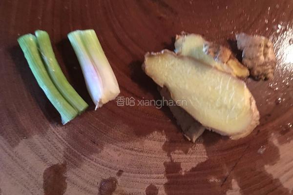 豆豉焖鸭的做法图解2