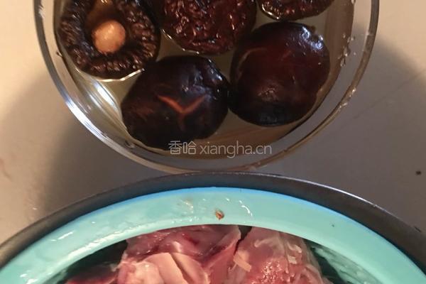 豆豉焖鸭的做法图解3