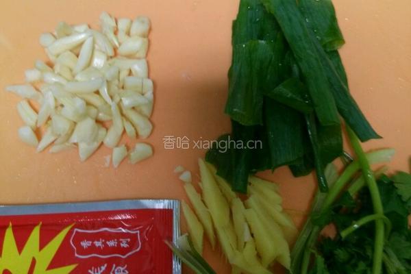 油闷大虾的做法图解2