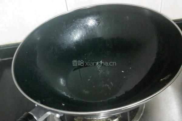 熟木耳朵蛋炒饭的做法图解2