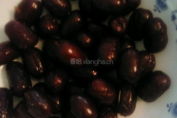 红枣戚风蛋糕8寸的做法图解2