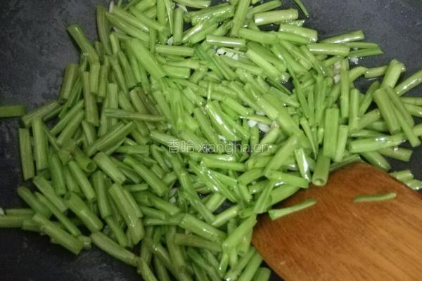 蒜蓉空心菜的做法图解6